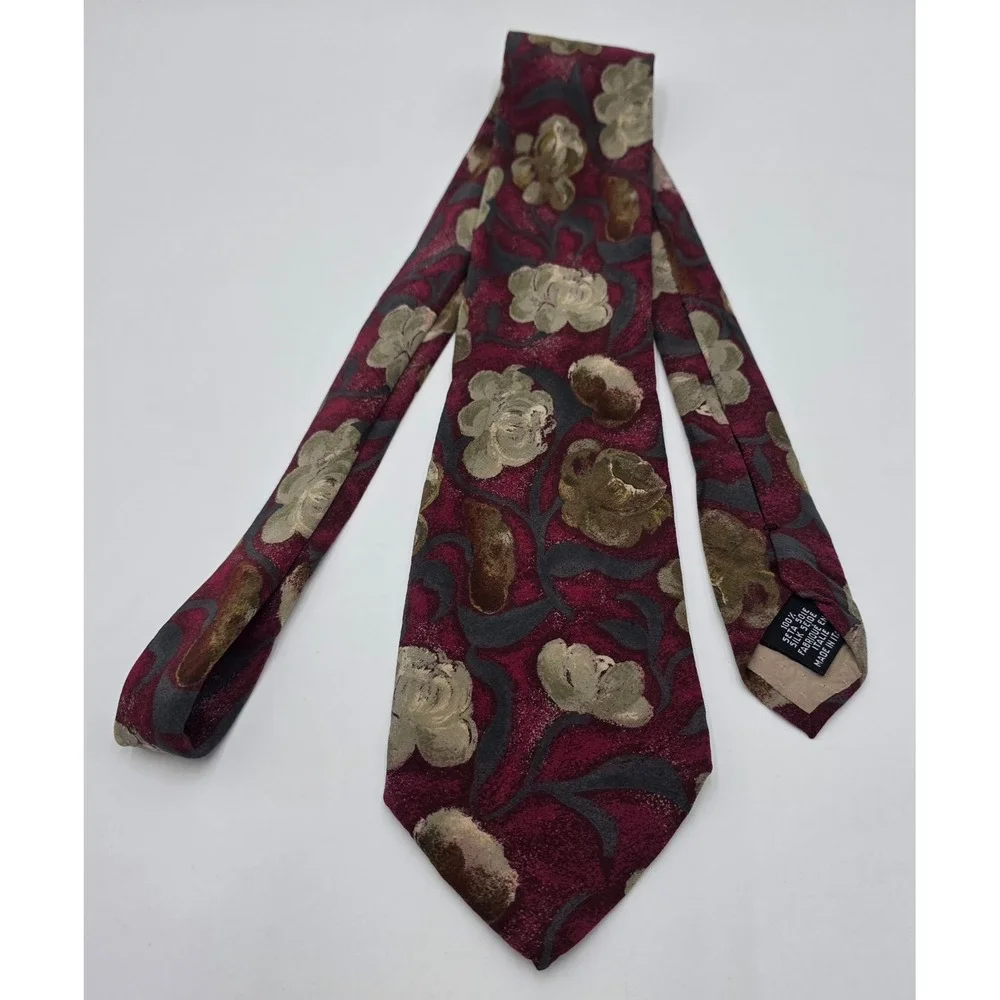 Ungaro Paris Men's Silk Tie Burgundy Gold Floral Jacquard Made in Italy Classic
